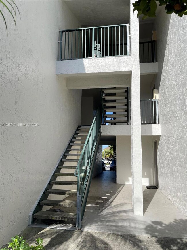 5686 Rock Island Rd unit 1141, Tamarac, FL 33319 - photo 2