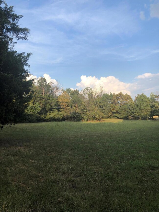 10103 Oak Grove Rd, Louisville, KY 40291 - photo 2