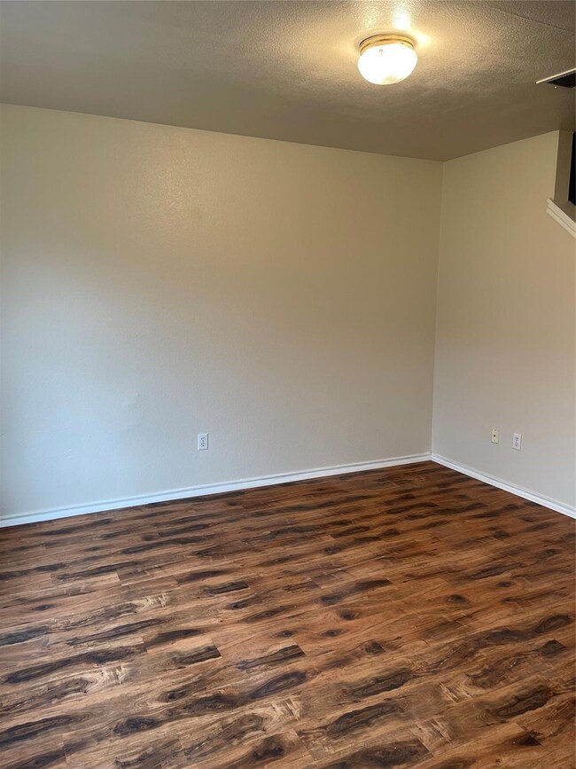 1013 Christopher St unit A, Round Rock, TX 78681 - photo 5