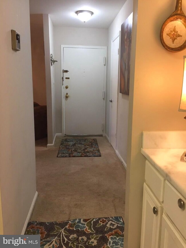 842 Quince Orchard Blvd unit T1, Gaithersburg, MD 20878 - photo 5