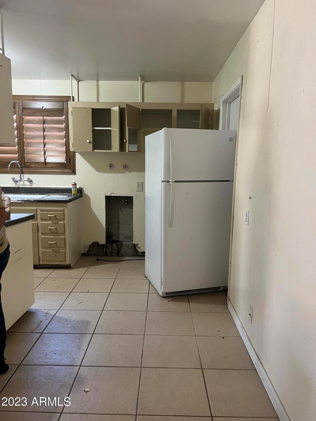 3036 N 43rd Ave, Phoenix, AZ 85031 - photo 6