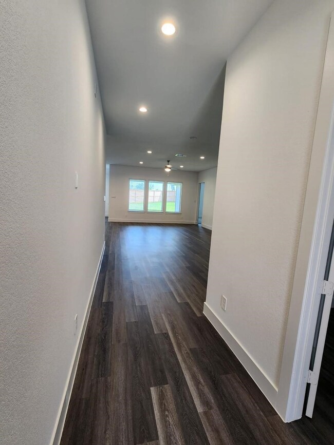 13705 Rising Sun Ln, Conroe, TX 77384 - photo 3