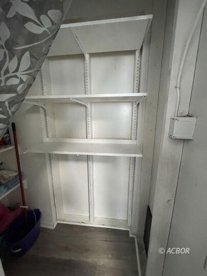 93 S High St, Logan, OH 43138 - photo 6