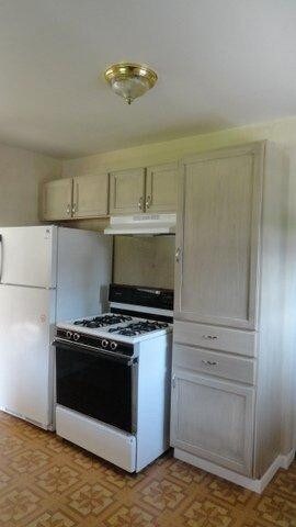 1114-1116 Penny Ln, Chesterton, IN 46304 - photo 2