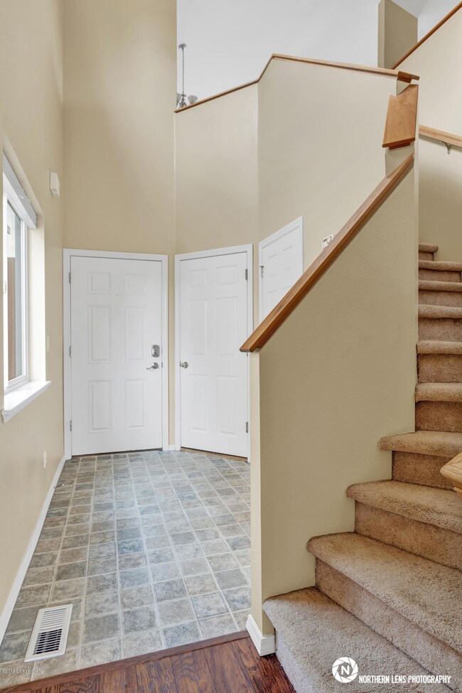 Entry Stairway