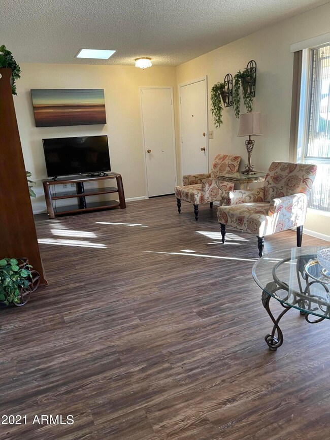 573B672B-5E21-423E-9C48-598664CBB3CD