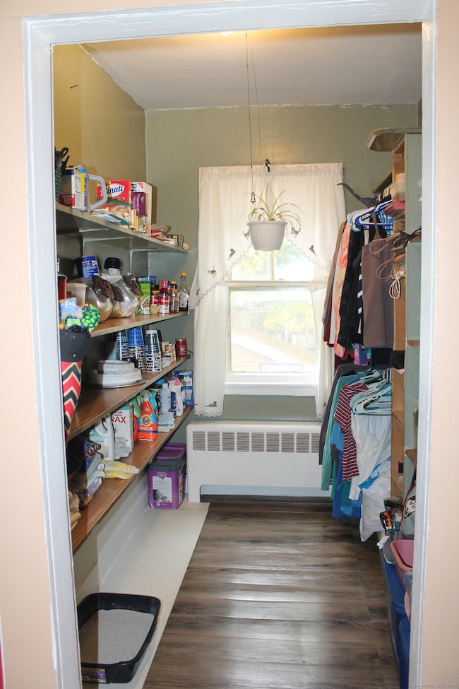 23 Howe St, Meriden, CT 06450 - photo 6