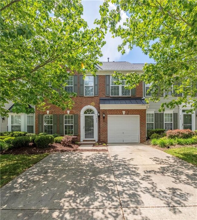 932 Kite Dr, Fort Mill, SC 29715 - photo 2