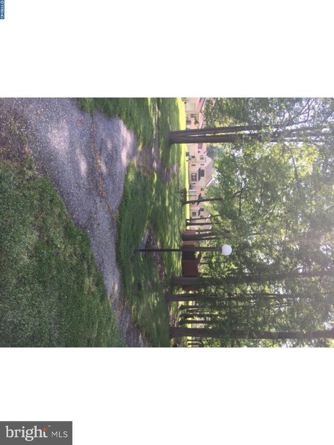 1102 Chelmsford Cir unit 1102, Newark, DE 19713 - photo 2