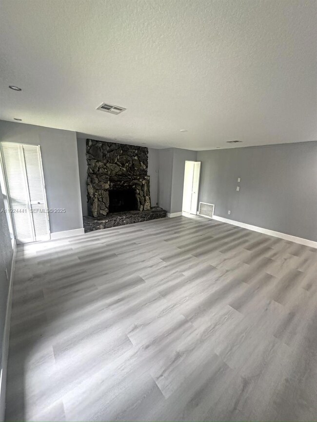 901 SW 121st Ave, Davie, FL 33325 - photo 7