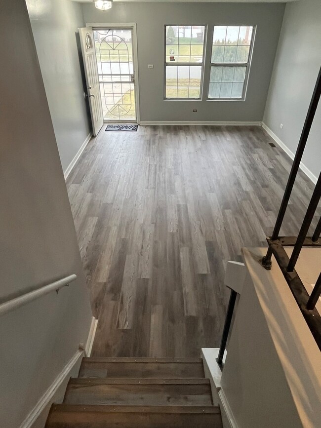 18200 Idlewild Dr, Country Club Hills, IL 60478 - photo 4