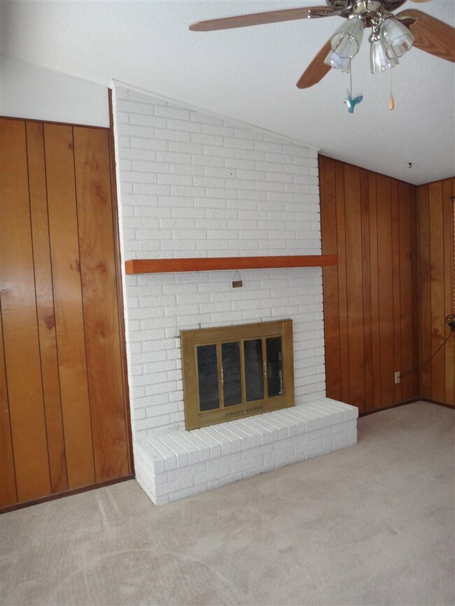 2007 Crescent Dr, Alamogordo, NM 88310 - photo 2