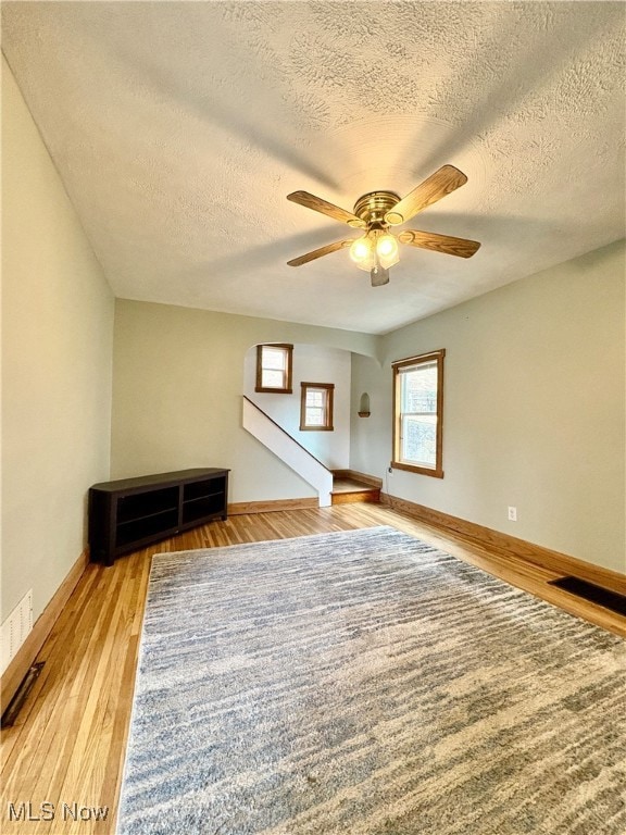 26 Elm St, Bridgeport, OH 43912 - photo 5