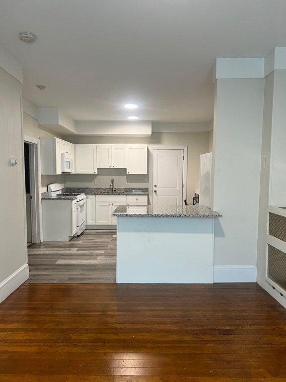 363 Shirley St unit 2, Winthrop, MA 02152 - photo 3