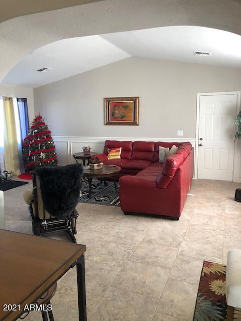 4631 E Mustang Dr, Eloy, AZ 85131 - photo 4