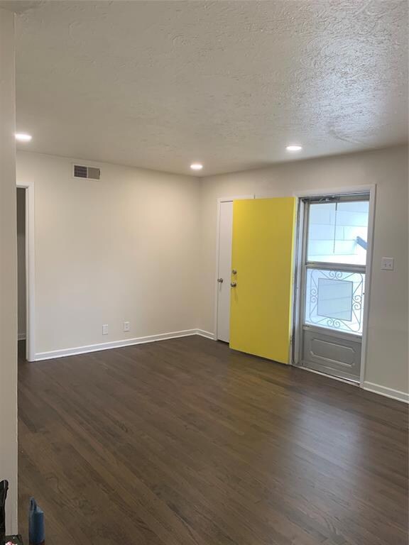 520 Souder Dr, Hurst, TX 76053 - photo 4