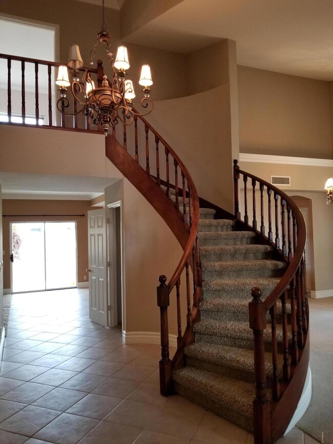 Spiral stairs & landing