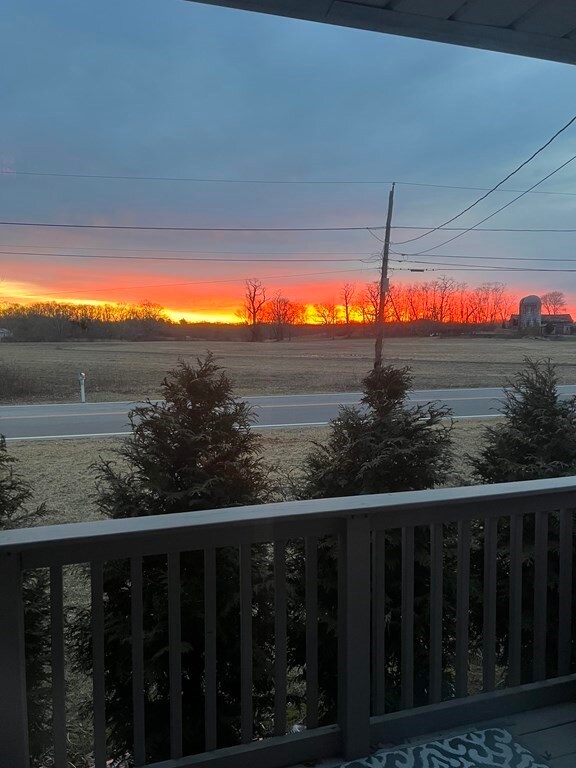 83 Birch Swamp Rd, Warren, RI 02885 - photo 2