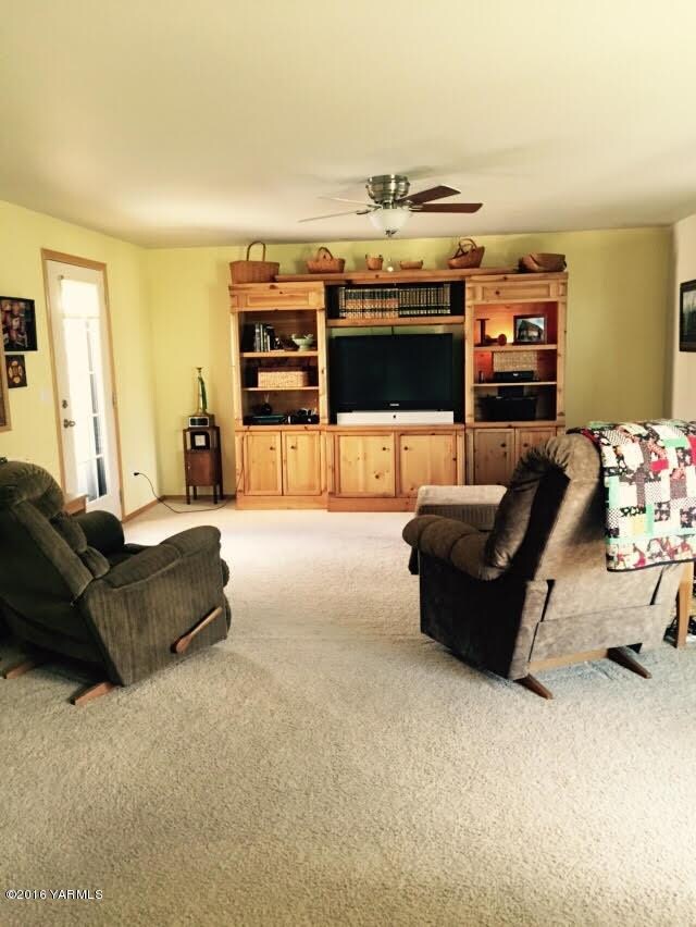65 family room