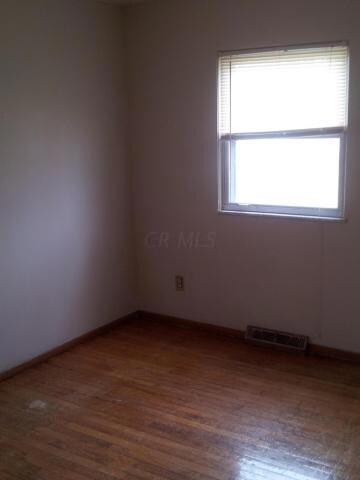 3821 Bonita Rd, Columbus, OH 43232 - photo 4