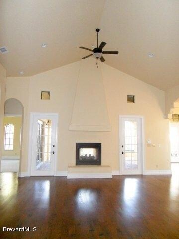 cove view great room