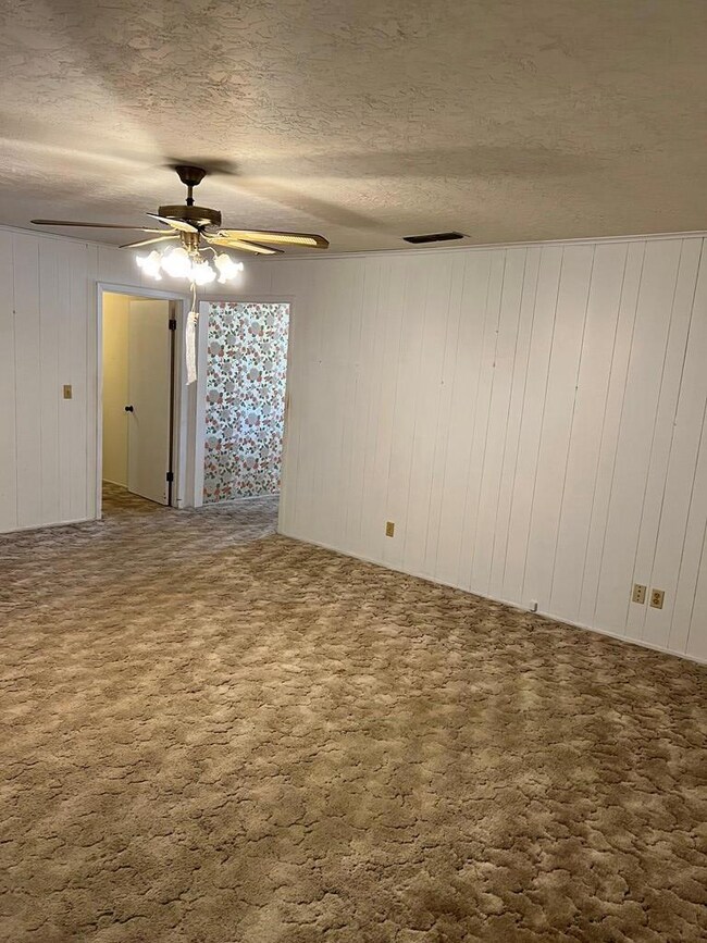 832 Mockingbird Ln, Nacogdoches, TX 75964 - photo 6