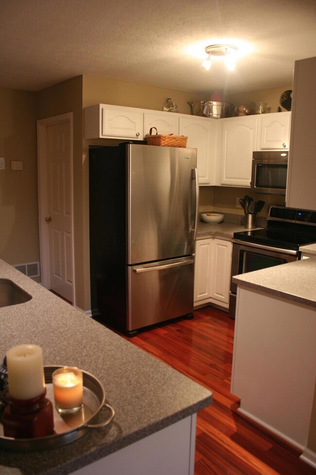 333 Sycamore Ridge Way unit 333, Columbus, OH 43230 - photo 3