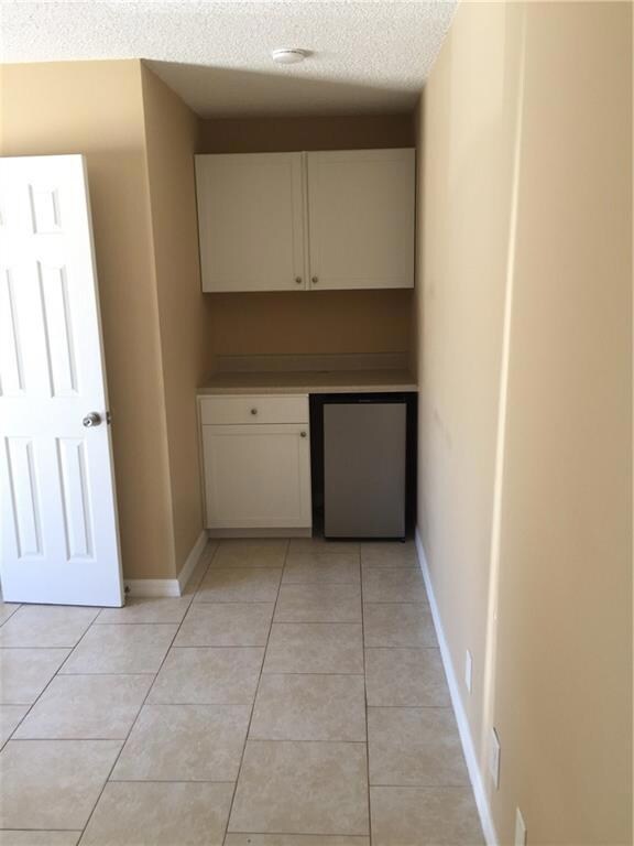 2121 NE Park St unit 2A, Jensen Beach, FL 34957 - photo 4