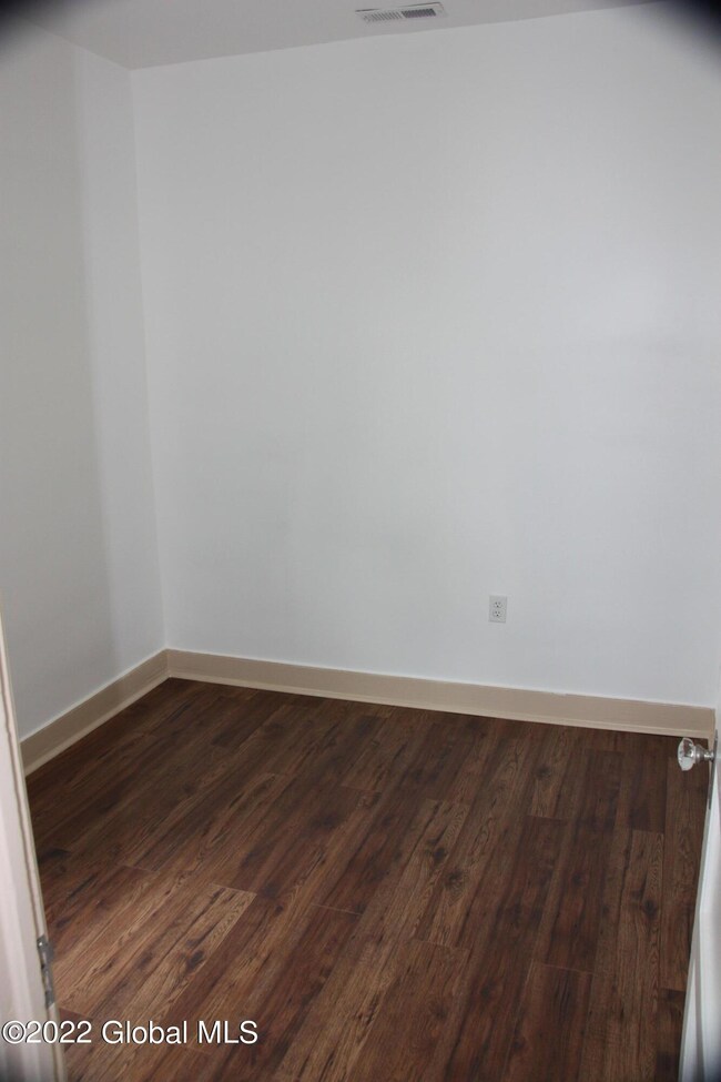 4 Hamlin St, Schenectady, NY 12307 - photo 6