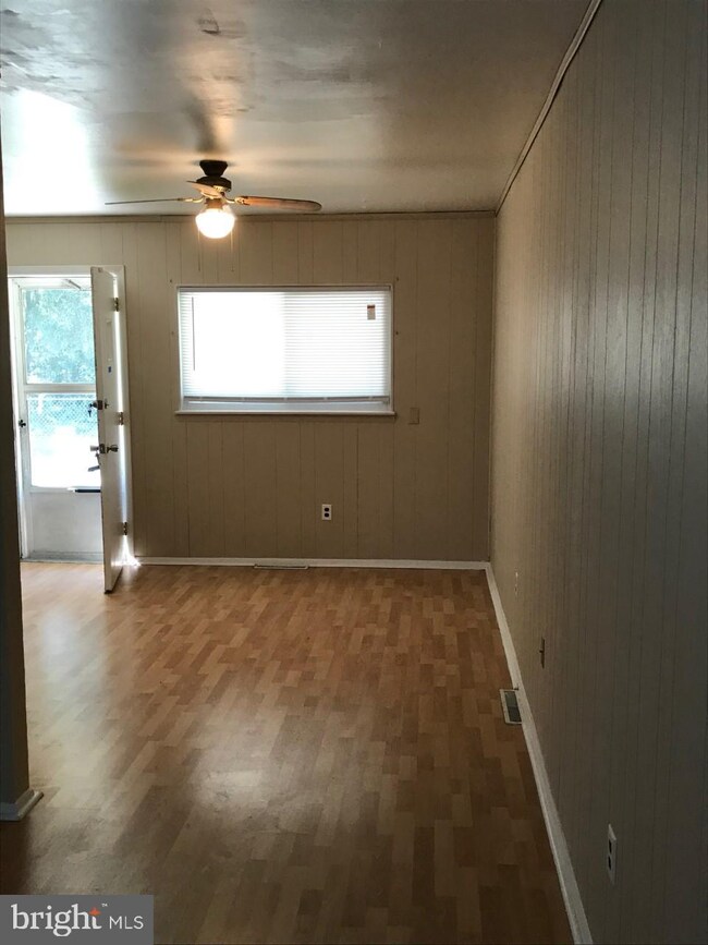 310 University Ave, Pemberton, NJ 08068 - photo 4