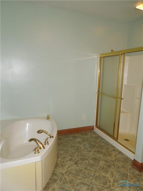 2401 County Road 4, Swanton, OH 43558 - photo 5