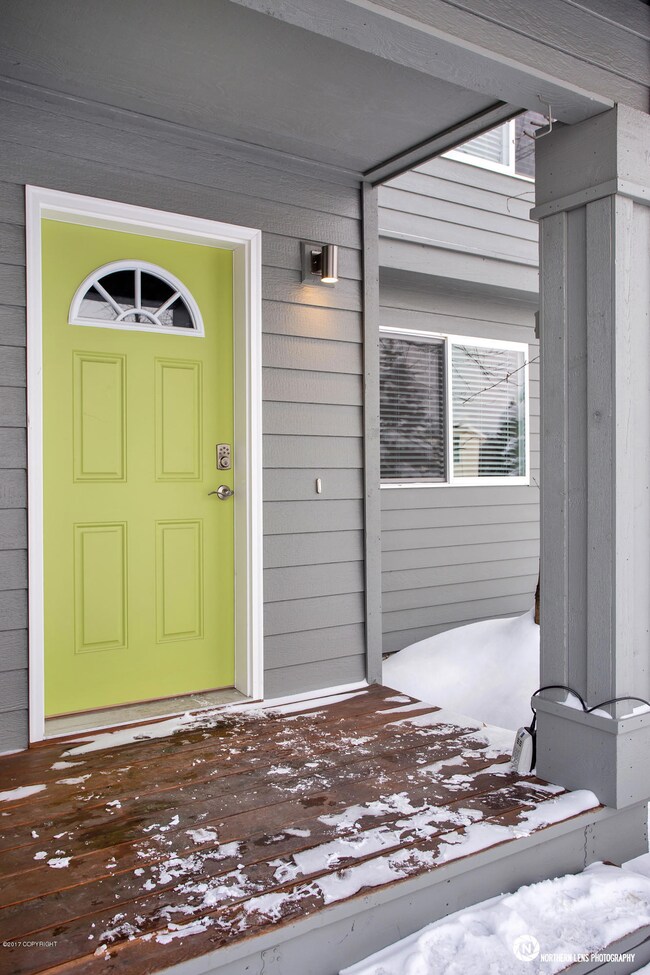 5_EntranceExterior