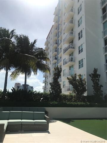 Building side