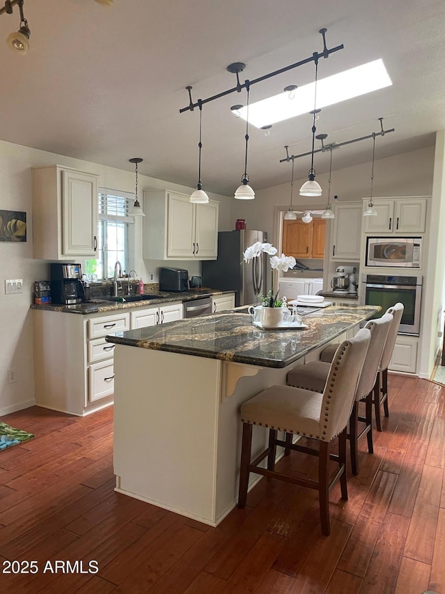 WhatsApp Image 2025-11-18 at 3.12.32 PM