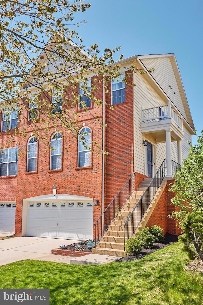 25499 Beresford Dr, Chantilly, VA 20152 - photo 4