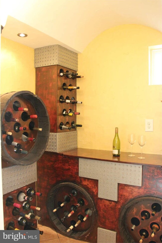 10501 Drumm Ave, Kensington, MD 20895 - photo 5