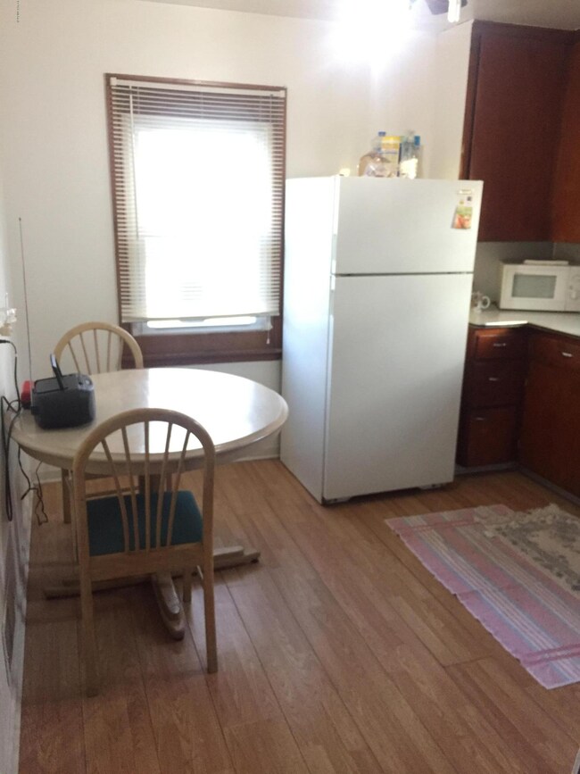 812 Nieb St, Niles, MI 49120 - photo 3