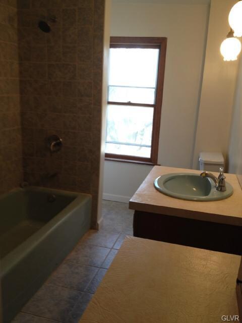 237 E Union St, Allentown, PA 18109 - photo 7