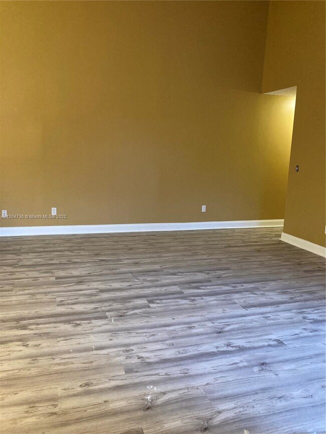 1051 Summit Place Cir unit D, West Palm Beach, FL 33415 - photo 2