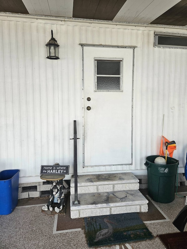 14309 Ovid Dr, Hudson, FL 34667 - photo 4