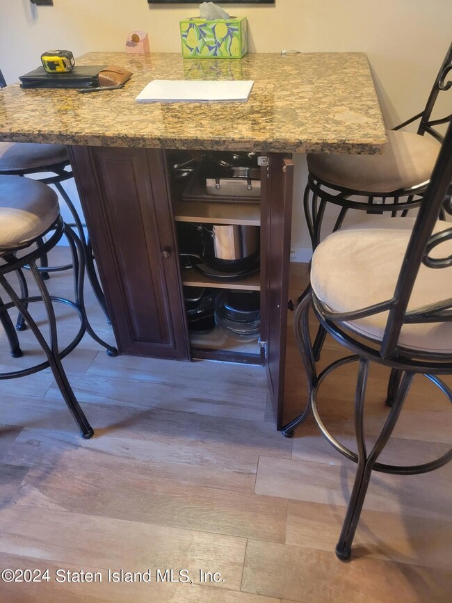 471 Rathbun Ave, Staten Island, NY 10312 - photo 7