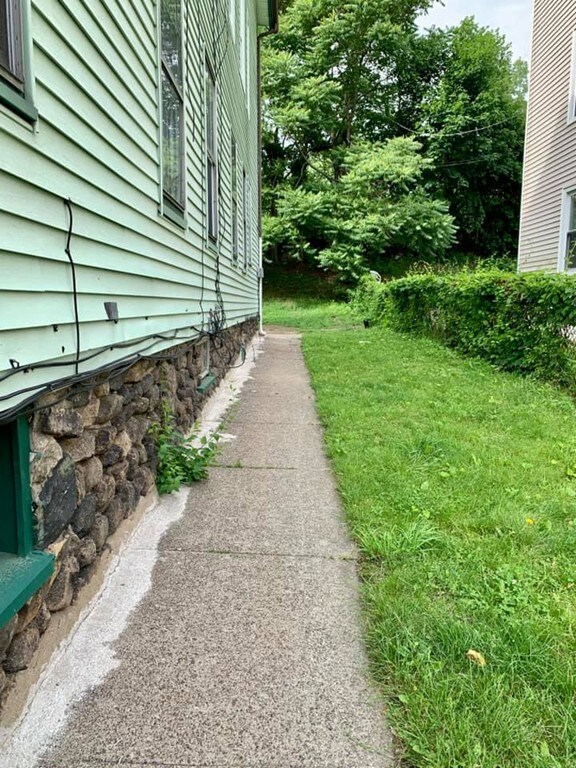 29 Cambridge St, Worcester, MA 01603 - photo 5