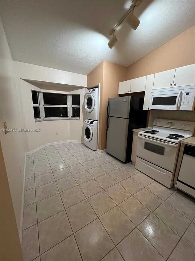 1251 SE 27th St unit 204, Homestead, FL 33035 - photo 3