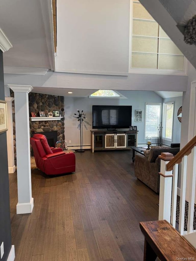 14 Beverly Ct, Moriches, NY 11955 - photo 6