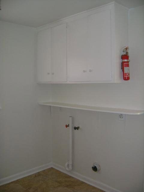 3805 Holly Glen Dr, Bay City, TX 77414 - photo 4