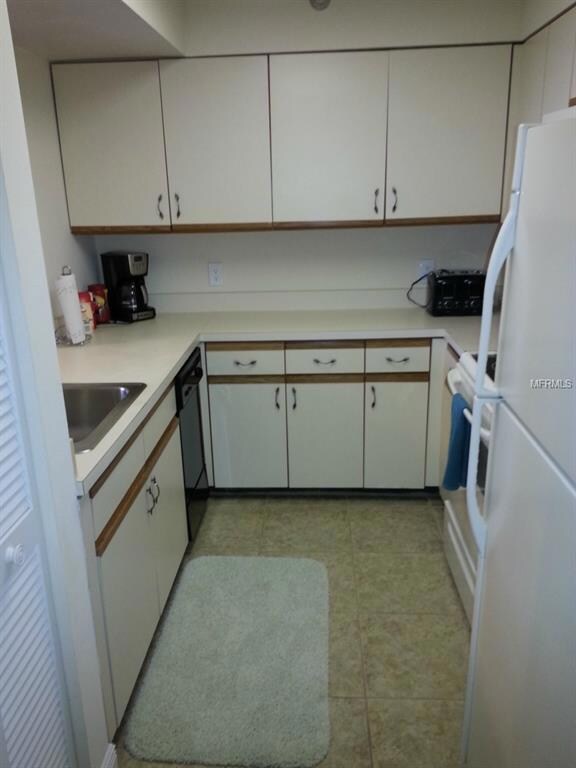 unlisted-address, Clearwater, FL 33762 - photo 4