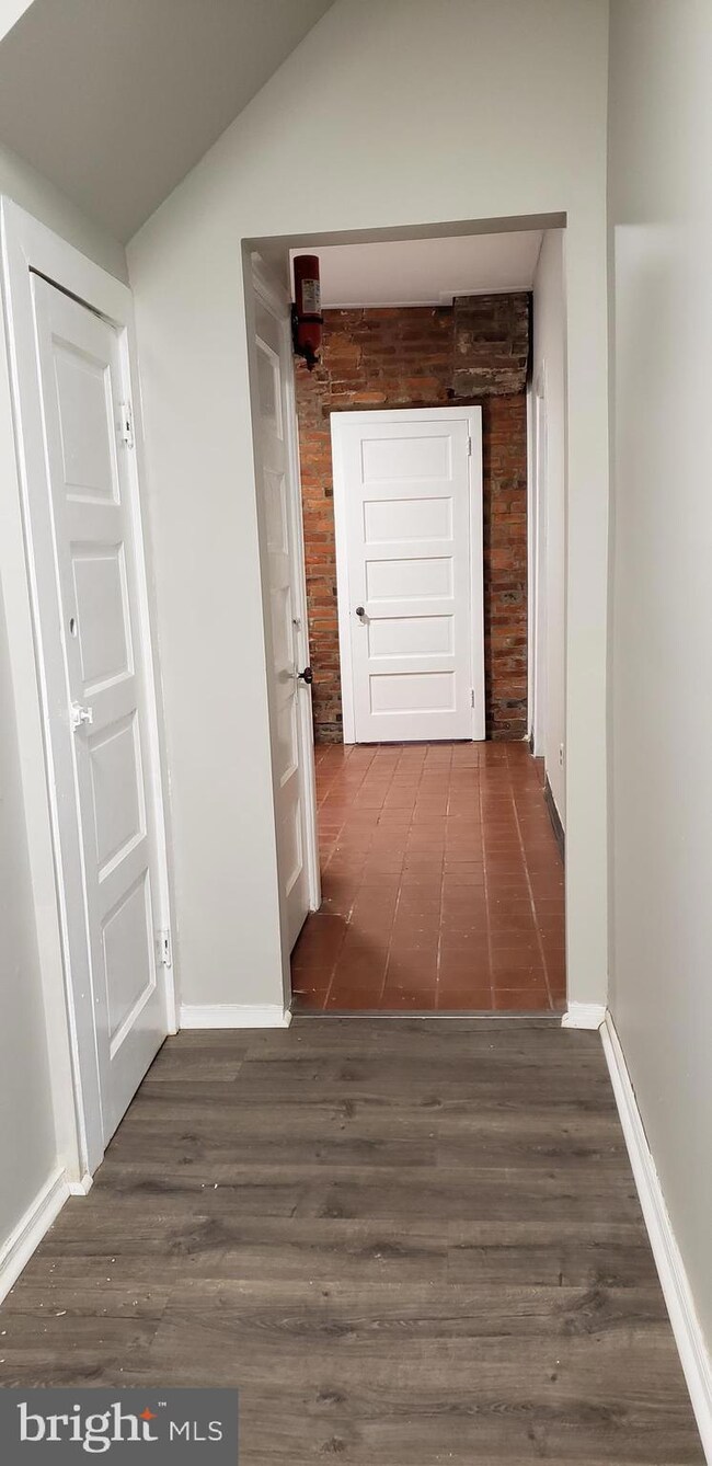 2204 N Jefferson St unit 1, Wilmington, DE 19802 - photo 3