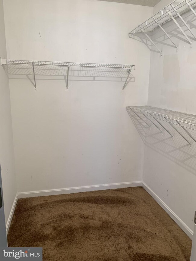 8214 Barrington Ct, Severn, MD 21144 - photo 6