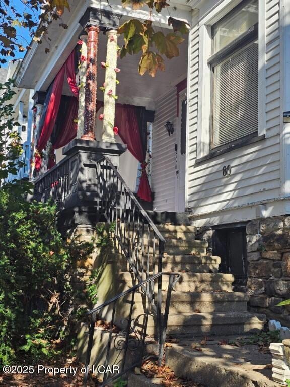 80 Spring St, Carbondale, PA 18407 - photo 2