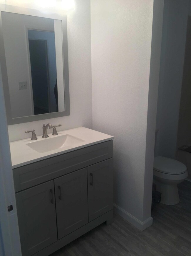 7 - Bathroom